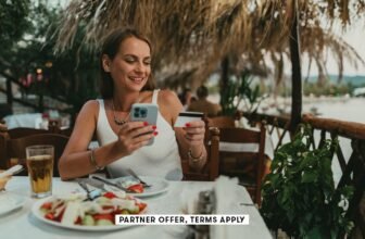 Best credit card dining statement credits