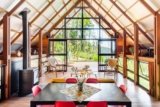 Earn airline miles on Airbnb and Vrbo stays